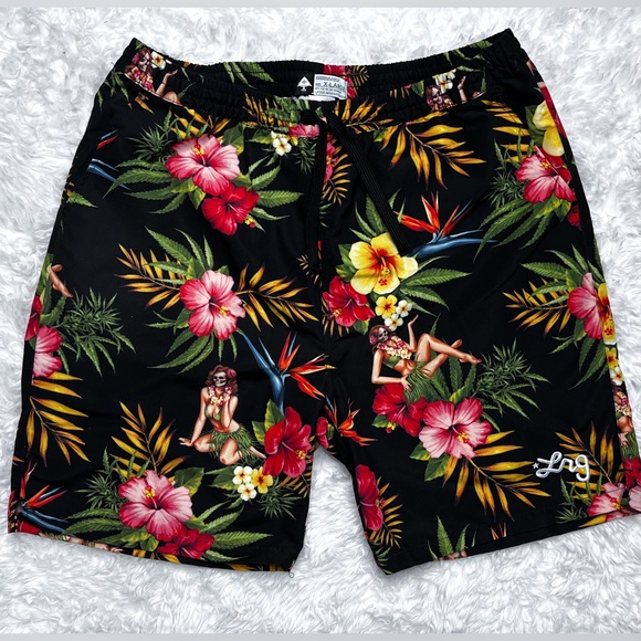 Lrg Other - Men’s LRG Not Too Strange Shorts size XL